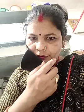 Snapshot of Riyaa-Devi chatting on January 29, 2025, 5:45 pm Riyaa-Devi online show from January 29, 2025, 5:45 pm