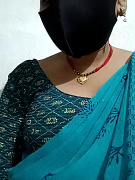 Snapshot of Riyaa-Devi chatting on February 9, 2025, 4:40 pm Riyaa-Devi online show from February 9, 2025, 4:40 pm