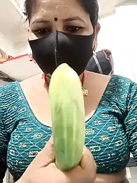 Snapshot of Riyaa-Devi chatting on February 21, 2025, 6:04 pm Riyaa-Devi online show from February 21, 2025, 6:04 pm