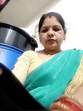 Snapshot of Riyaa-Devi chatting on March 2, 2025, 4:53 pm Riyaa-Devi online show from March 2, 2025, 4:53 pm