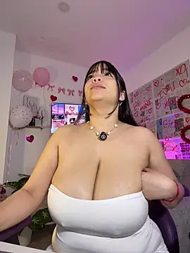 tati reyess online show from February 12, 2026, 12:33 pm