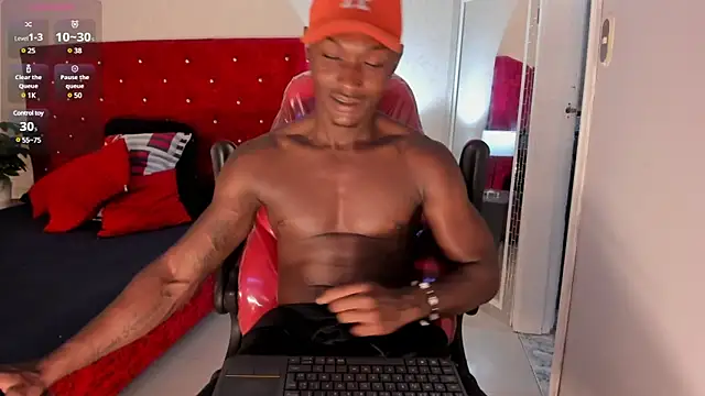 DannSmmith online show from January 7, 2025, 3:35 am