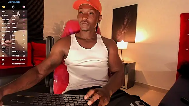 DannSmmith online show from March 4, 2025, 12:44 pm