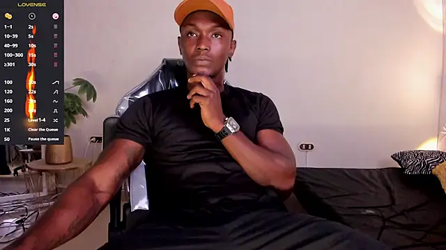 DannSmmith online show from March 21, 2025, 10:06 am