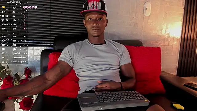 DannSmmith online show from September 16, 2025, 4:35 am