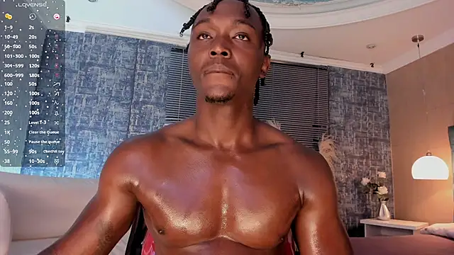 DannSmmith online show from December 2, 2025, 7:36 am