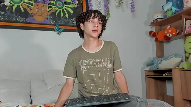 Cherry boy 18 online show from March 8, 2025, 6:26 pm