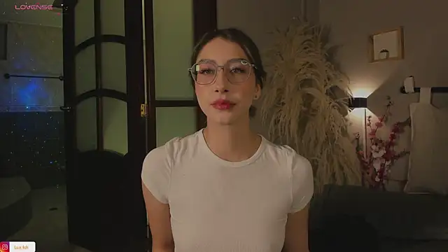 lua ferch   online show from February 15, 2025, 12:54 pm