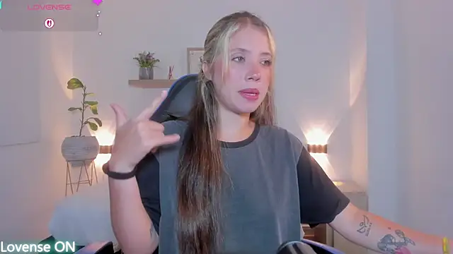 nataly rodri online show from July 5, 2026, 1:56 am