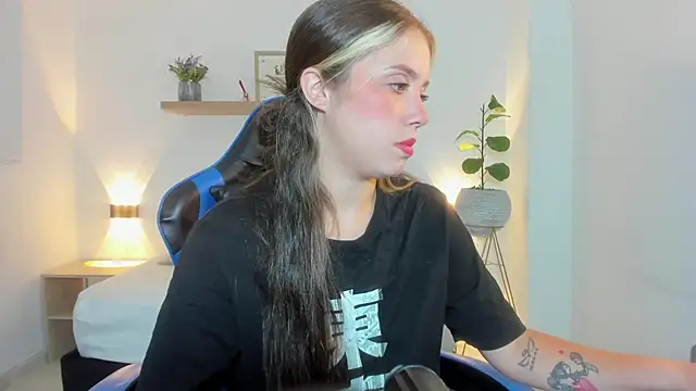nataly rodri online show from July 18, 2026, 2:27 am