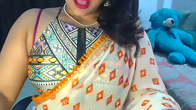 Snapshot of Maria_55 chatting on January 31, 2025, 6:02 am Maria 55 online show from January 31, 2025, 6:02 am
