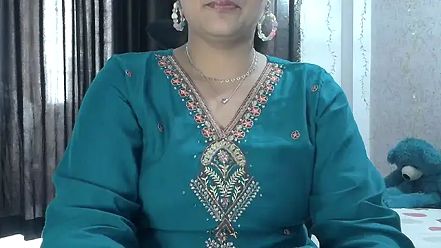 Snapshot of Maria_55 chatting on September 13, 2025, 7:30 am Maria 55 online show from September 13, 2025, 7:30 am