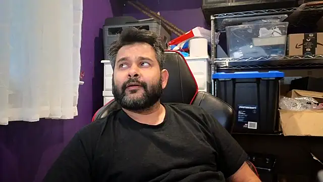 Sakhtlaundaz online show from October 30, 2025, 9:04 pm