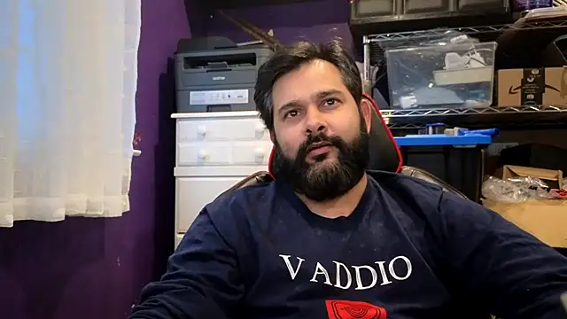 Sakhtlaundaz online show from December 22, 2025, 9:23 pm