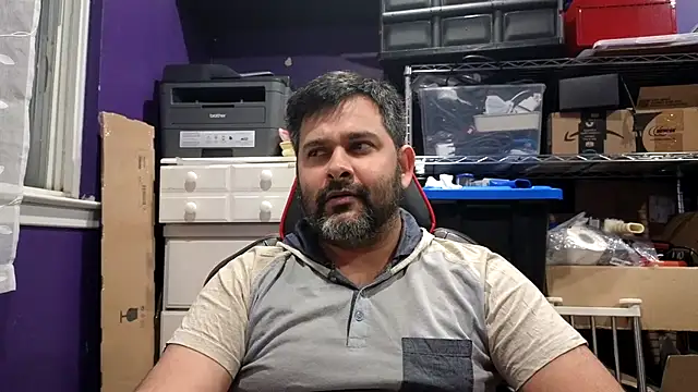 Snapshot of Sakhtlaundaz chatting on February 22, 2026, 4:57 am Sakhtlaundaz online show from February 22, 2026, 4:57 am