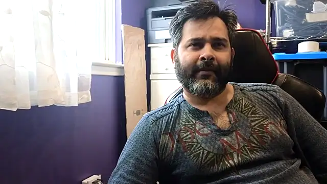 Snapshot of Sakhtlaundaz chatting on March 17, 2026, 9:18 pm Sakhtlaundaz online show from March 17, 2026, 9:18 pm