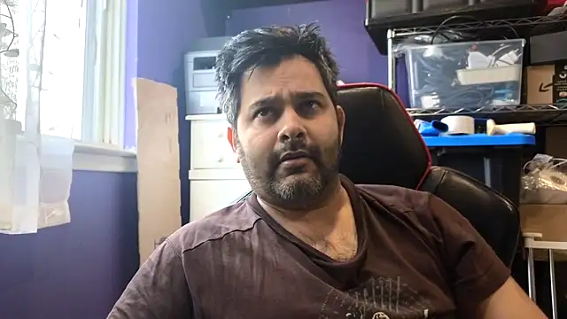 Snapshot of Sakhtlaundaz chatting on March 25, 2026, 2:01 pm Sakhtlaundaz online show from March 25, 2026, 2:01 pm