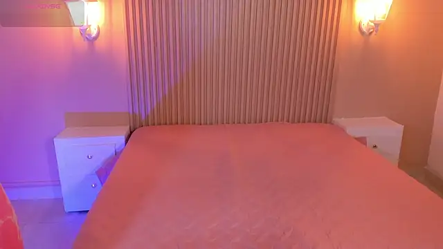 EmilyEvans7 online show from March 16, 2025, 5:17 pm