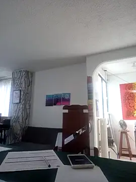 Yashira Jaziri online show from November 6, 2025, 8:32 pm