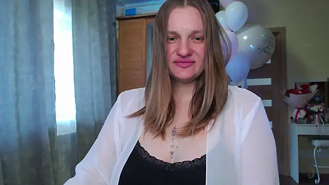 EndlessLustX online show from April 9, 2026, 6:19 am