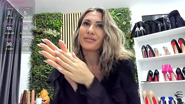 Snapshot of sweetcherry30 chatting on October 31, 2025, 6:47 am sweetcherry30 online show from October 31, 2025, 6:47 am