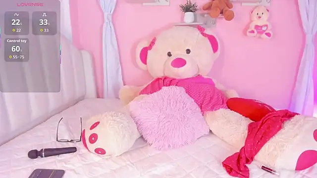 Snapshot of Emily_restrepo chatting on May 16, 2026, 6:54 am Emily restrepo online show from May 16, 2026, 6:54 am