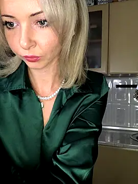 Kristina03 online show from October 22, 2025, 8:30 pm