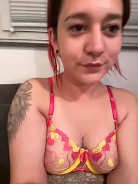 Snapshot of Tamy-Love chatting on September 20, 2025, 8:32 pm Tamy-Love online show from September 20, 2025, 8:32 pm