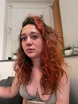 Snapshot of Tamy-Love chatting on July 15, 2026, 8:25 pm Tamy-Love online show from July 15, 2026, 8:25 pm