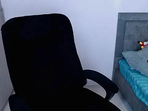 diana  34 online show from January 12, 2026, 1:44 am