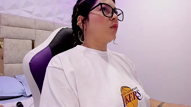 PauletteJ online show from January 29, 2025, 11:30 am