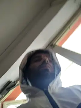 Snapshot of J0nyhson chatting on October 11, 2025, 7:29 am J0nyhson online show from October 11, 2025, 7:29 am