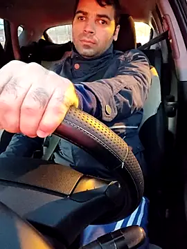 Snapshot of J0nyhson chatting on October 31, 2025, 4:35 am J0nyhson online show from October 31, 2025, 4:35 am