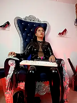 abbymora online show from September 22, 2025, 1:18 am