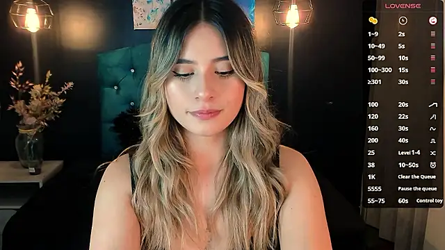 KiaraCarter online show from December 3, 2024, 7:55 pm