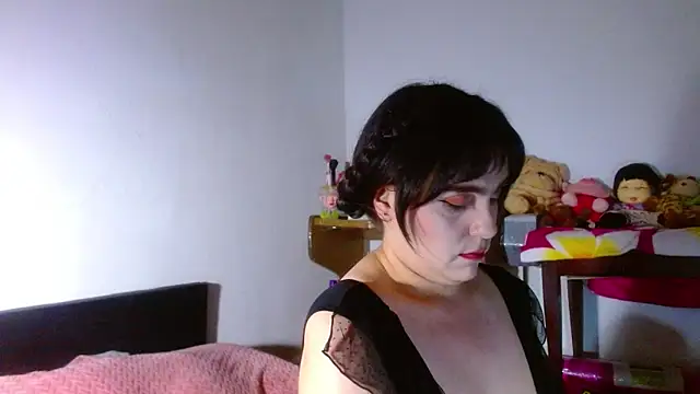Snapshot of collette_beaufoy_ chatting on June 25, 2026, 4:12 am collette beaufoy online show from June 25, 2026, 4:12 am