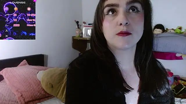 Snapshot of collette_beaufoy_ chatting on July 1, 2026, 10:42 pm collette beaufoy online show from July 1, 2026, 10:42 pm
