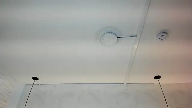 SHANONCLARK online show from October 20, 2025, 7:14 pm