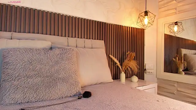 SHANONCLARK online show from January 10, 2026, 6:09 pm