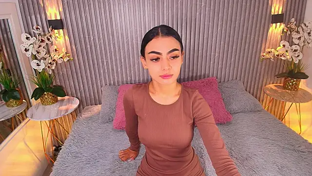 SHANONCLARK online show from January 18, 2026, 11:25 am