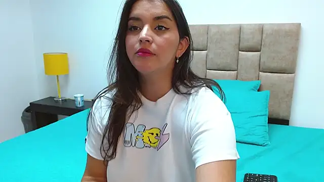 Snapshot of RubyReyes chatting on September 18, 2025, 3:03 pm RubyReyes online show from September 18, 2025, 3:03 pm