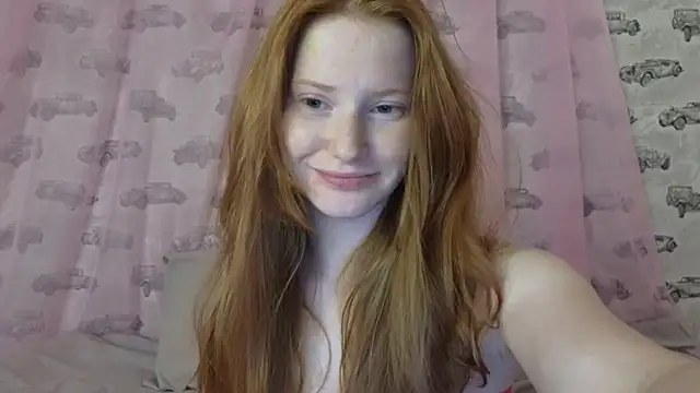 Snapshot of FiaMoor chatting on July 29, 2026, 11:14 pm FiaMoor online show from July 29, 2026, 11:14 pm