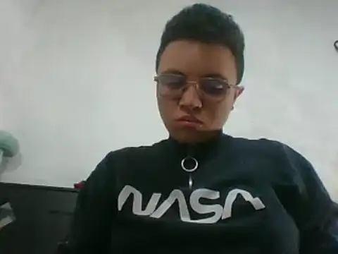 EdenJupiter online show from October 31, 2025, 5:30 am