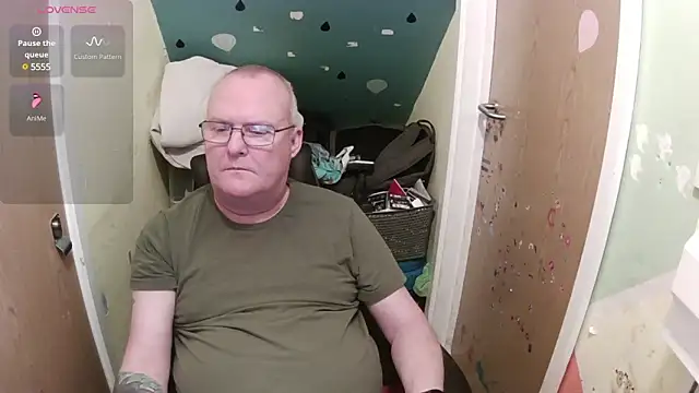 FriendlyDave online show from March 21, 2025, 9:34 am