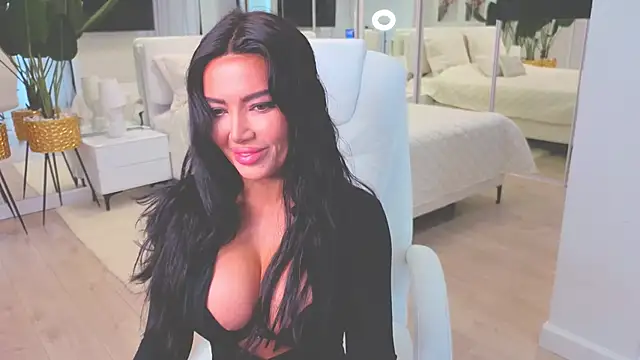 wowEva online show from November 7, 2025, 8:58 am