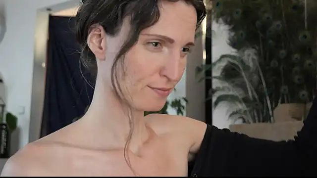 Snapshot of yulladao chatting on October 5, 2025, 4:49 pm yulladao online show from October 5, 2025, 4:49 pm