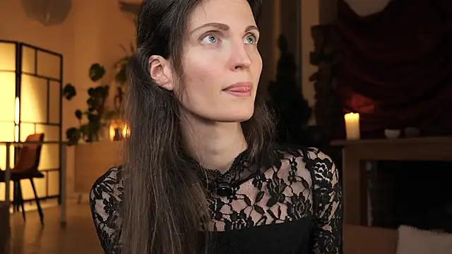 yulladao online show from November 29, 2025, 6:00 pm