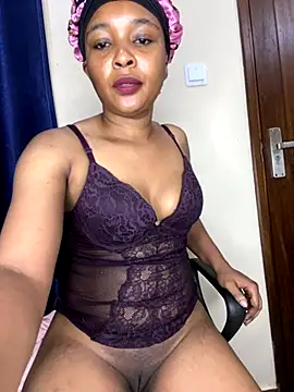 Snapshot of sweetestval chatting on November 4, 2025, 5:06 am sweetestval online show from November 4, 2025, 5:06 am