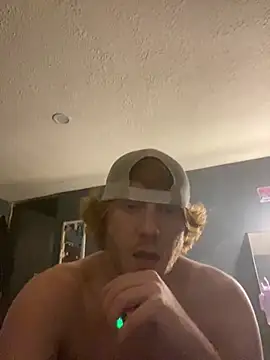 hottestcouplevaa online show from December 30, 2024, 10:53 am