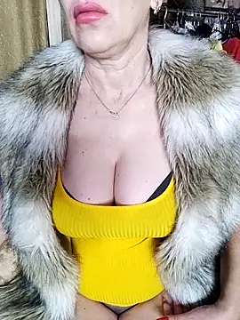 lindaledi2 online show from December 17, 2025, 4:18 am